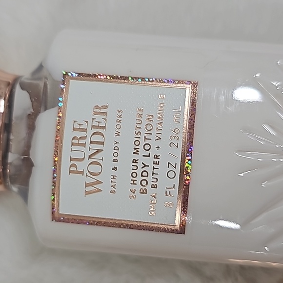 Bath & Body Works Pure Wonder Shower Gel & Body Lotion 10 fl oz - Picture 4 of 5